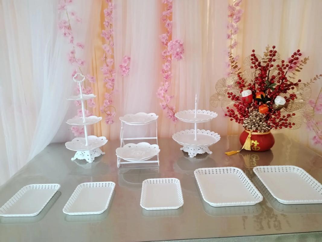 从今天开始,我就正式加入囍上媒捎线上婚介所,目前中国单身人口2.8亿